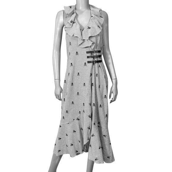 Finley Skull & Crossbones Embroidered Seersucker Wrap Dress Size 4 Pirate Ruffle - Picture 2 of 10
